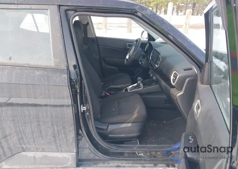 2021 Hyundai Venue Se from USA, damaged, VIN KMHRB8A32MU084485